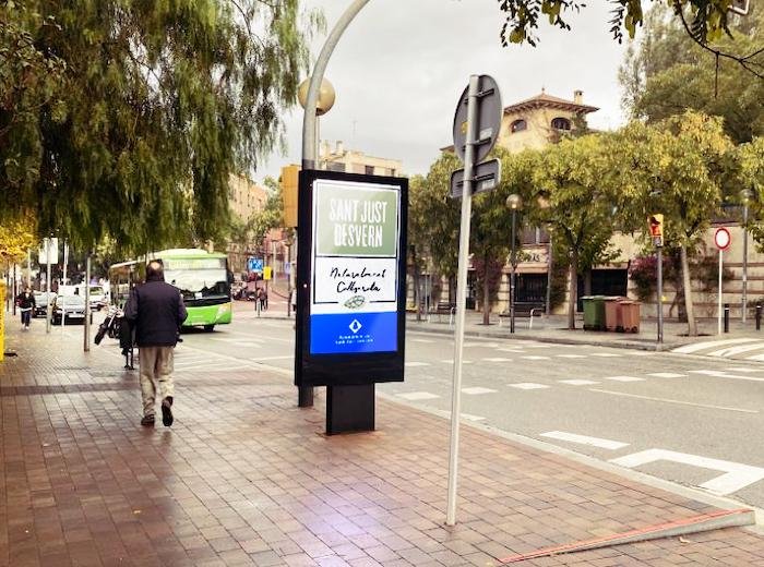 Street Furniture OOH example
